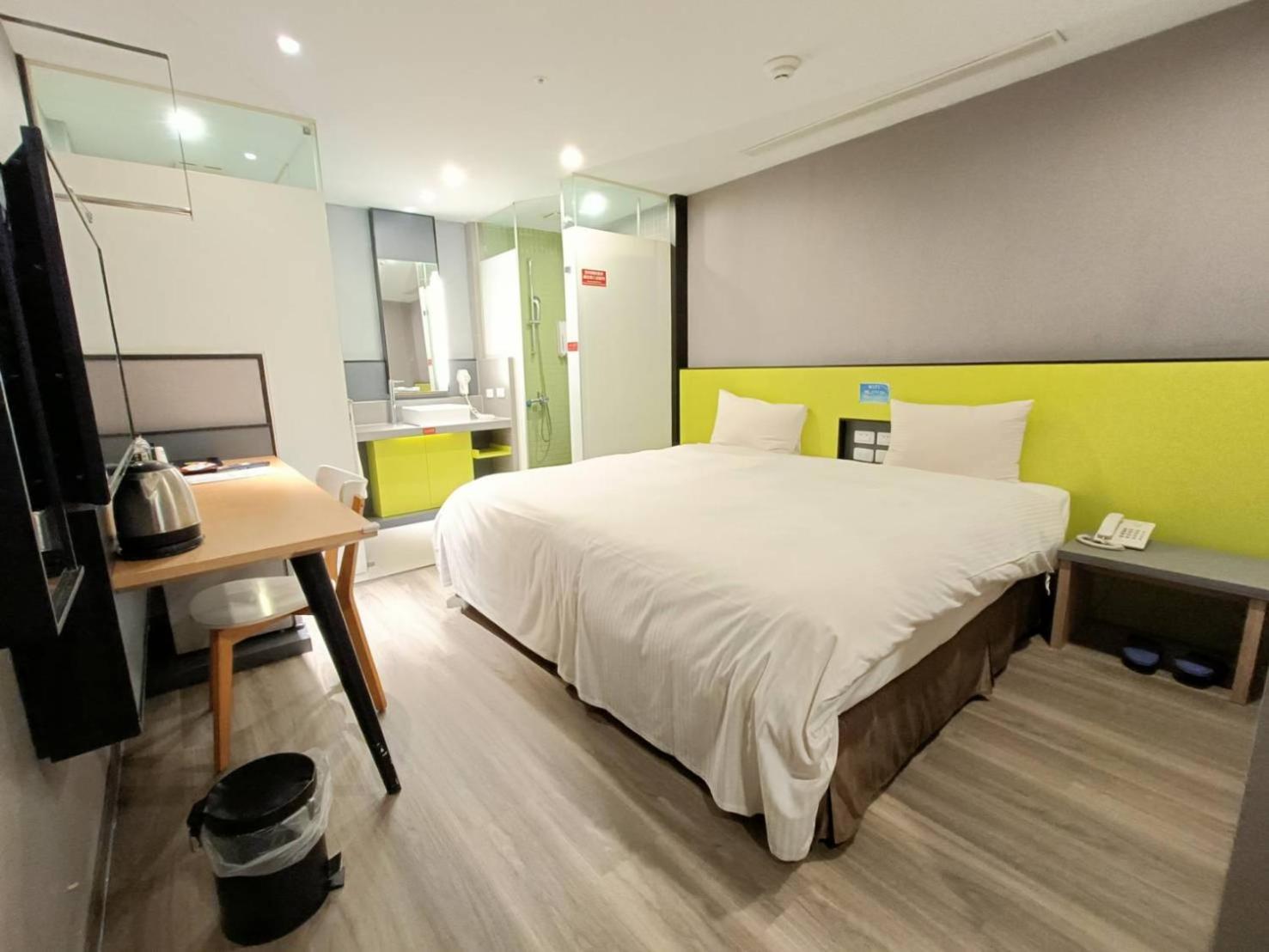 Walker-Taoyuan Hotel Buitenkant foto