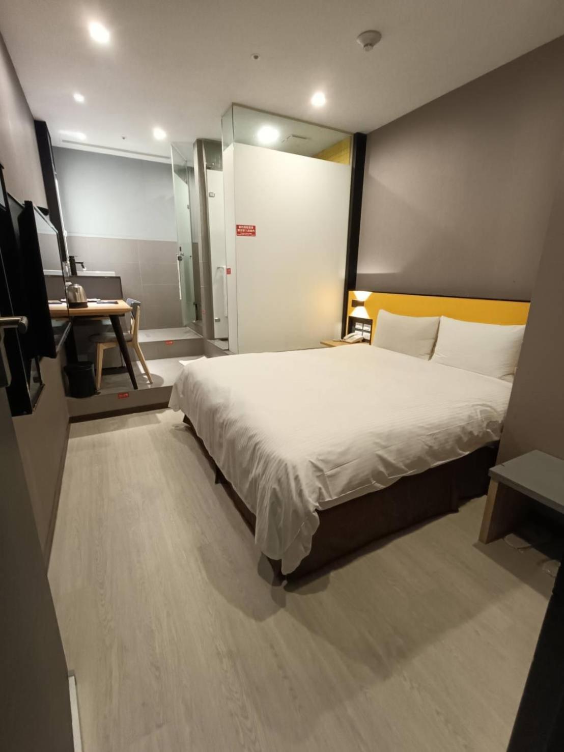Walker-Taoyuan Hotel Buitenkant foto