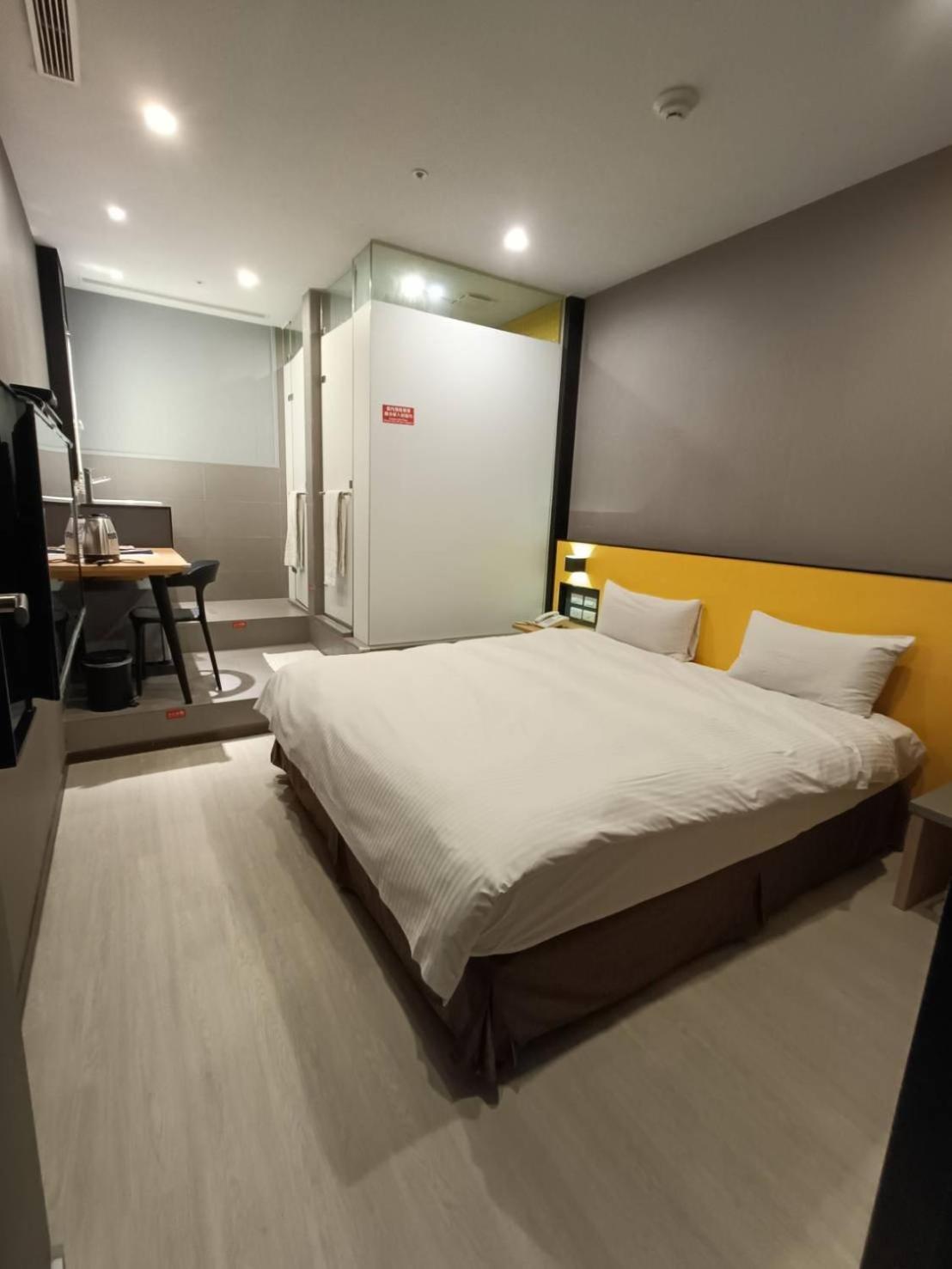 Walker-Taoyuan Hotel Buitenkant foto