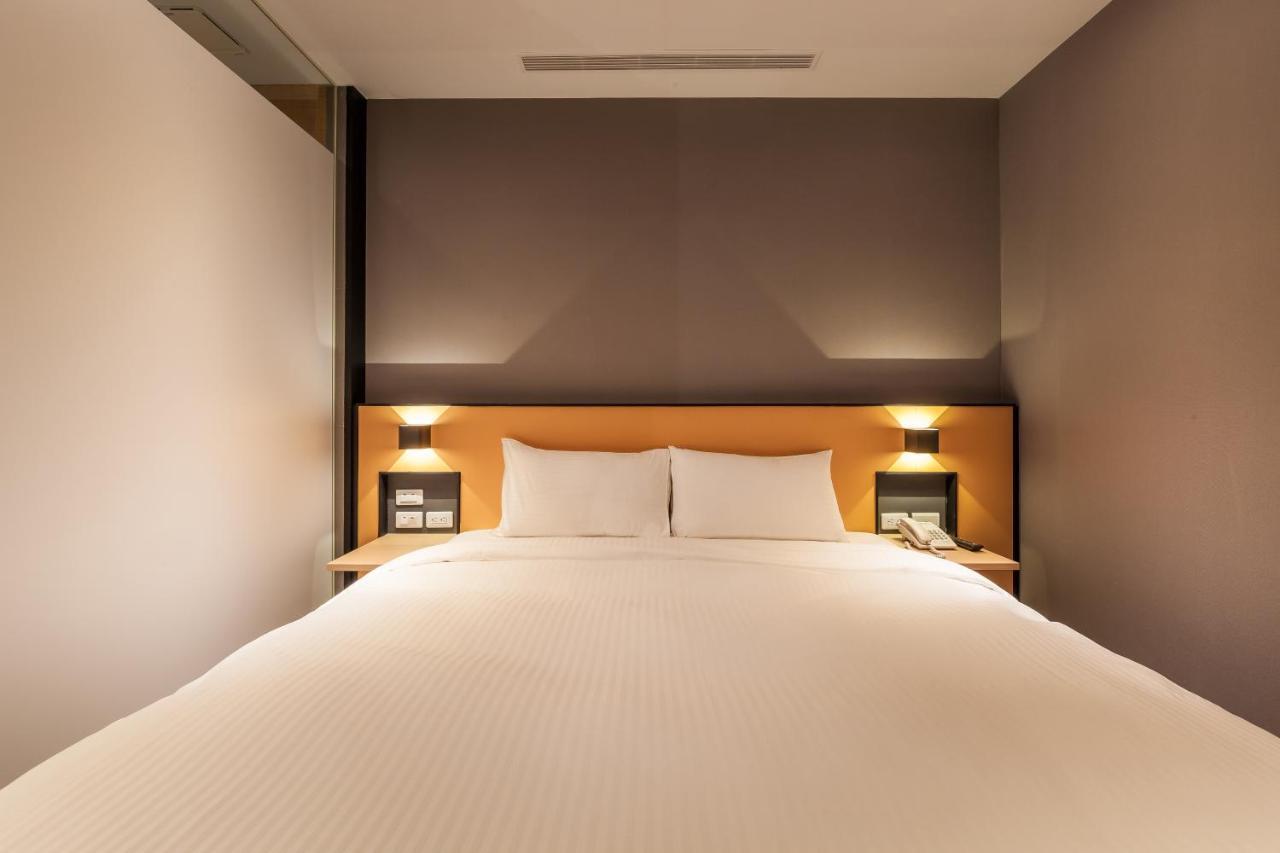 Walker-Taoyuan Hotel Buitenkant foto