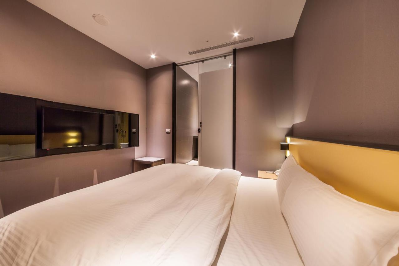 Walker-Taoyuan Hotel Buitenkant foto